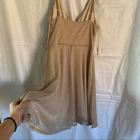 Gold Dress - Picture 4 of 8